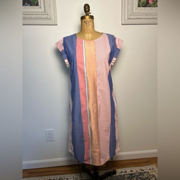 Caston chambray striped dress with shimmer stripes, pockets, pullover dress sm. - Picture 2 of 9